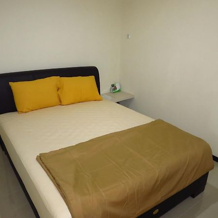 Budget Guest House Tunas Mandiri Jaya Malang Bagian luar foto