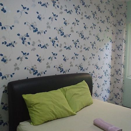 Budget Guest House Tunas Mandiri Jaya Malang Bagian luar foto