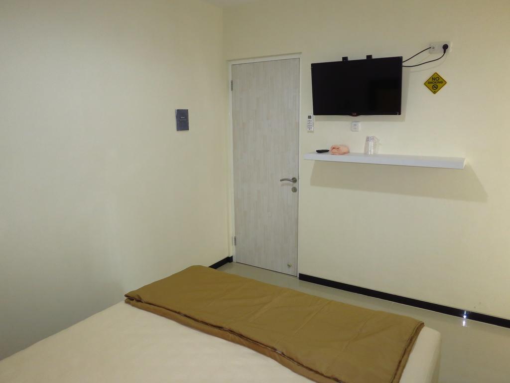 Budget Guest House Tunas Mandiri Jaya Malang Bagian luar foto